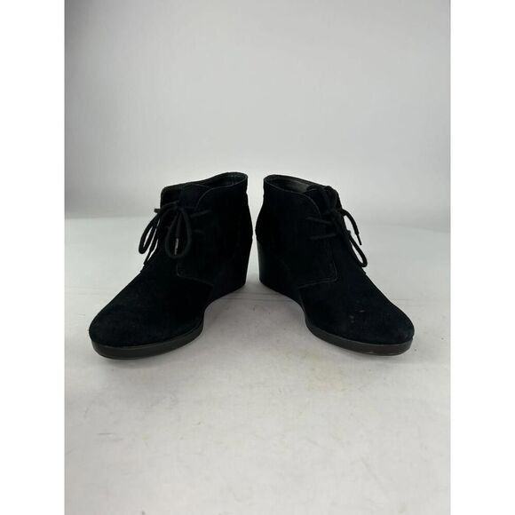 CROCS Leigh Black Suede Wedge Shootie US 8.5 Ladies Ankle Boot Booties Shoes - Picture 15 of 15